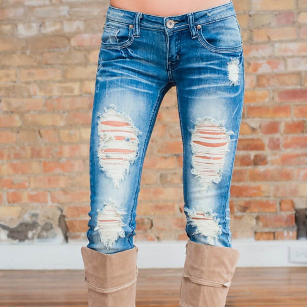 Low Rise Skinny Distress Jeans